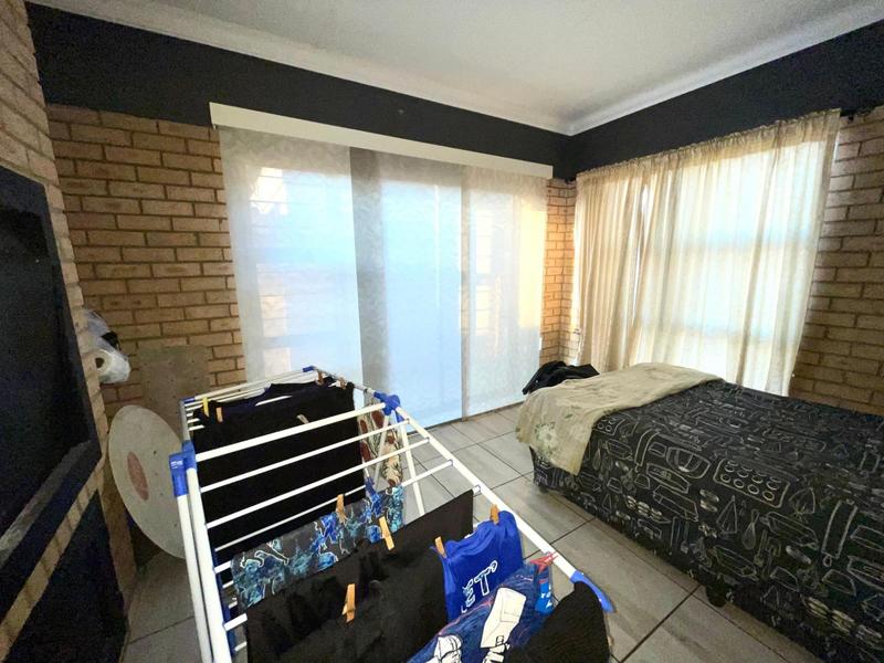 To Let 3 Bedroom Property for Rent in Baillie Park North West